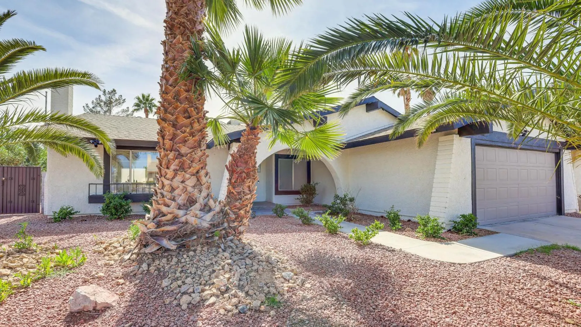 Pet-Friendly Las Vegas Home With Pool 4 Mi To Strip