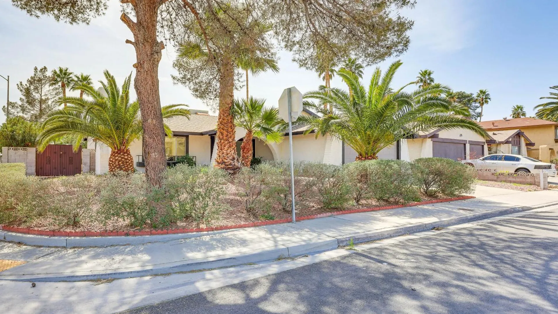 Dom wakacyjny Pet-Friendly Las Vegas Home With Pool 4 Mi To Strip
